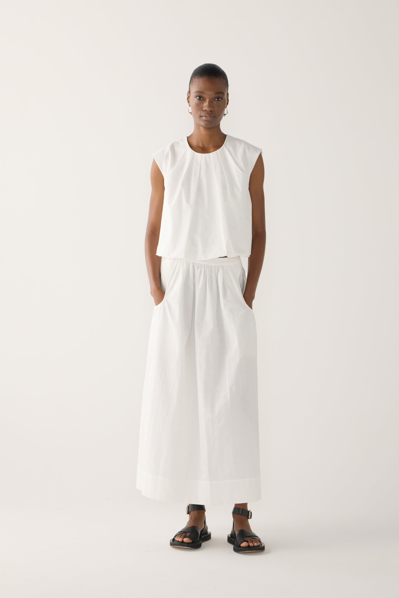 Oda Skirt | White Seersucker