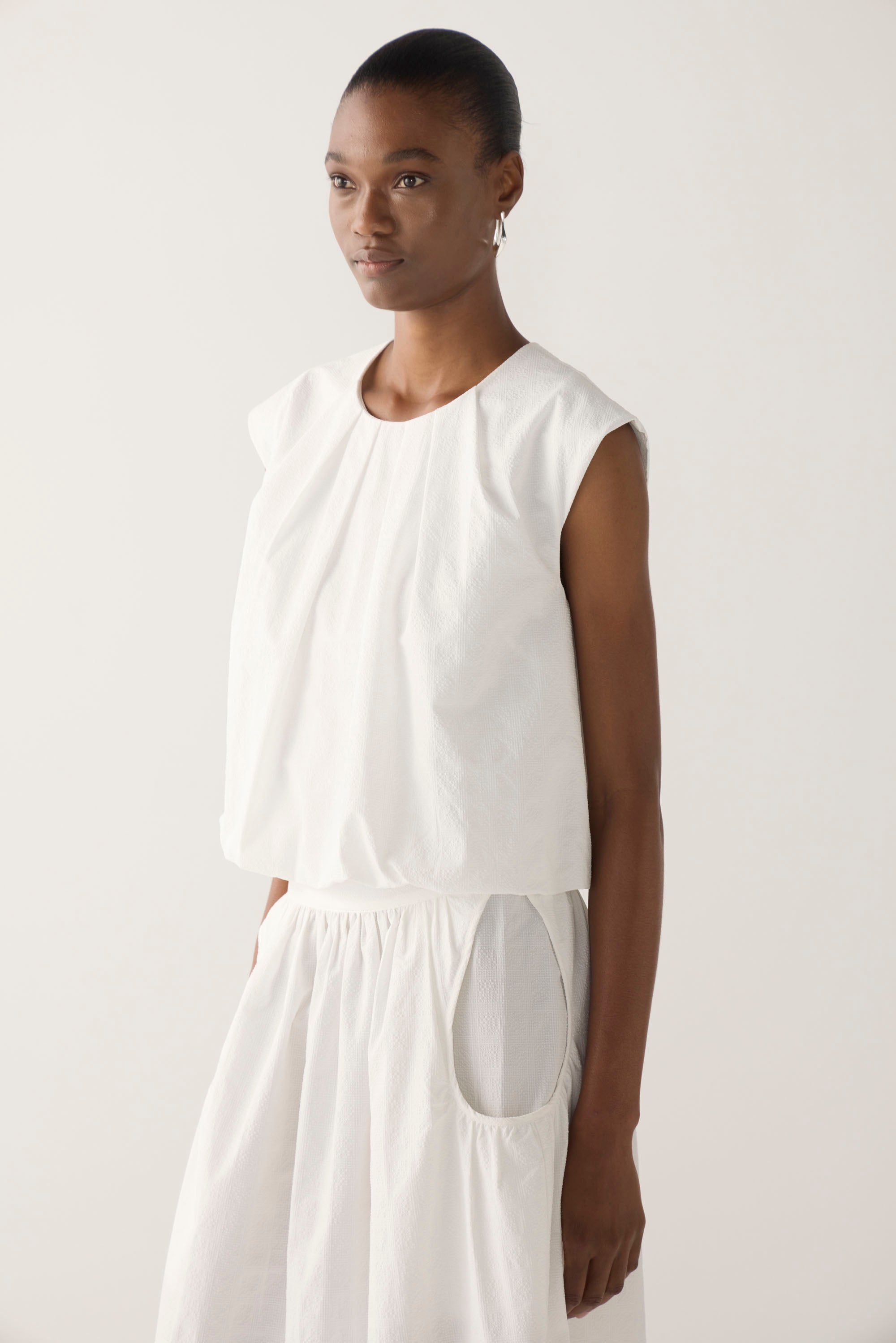 Oda Skirt | White Seersucker